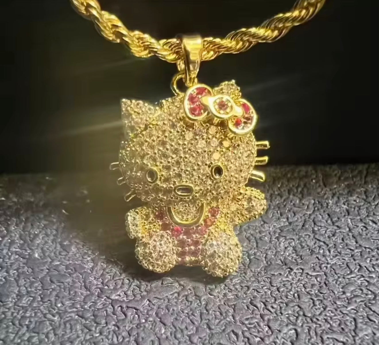 HK character pendant w. Chain